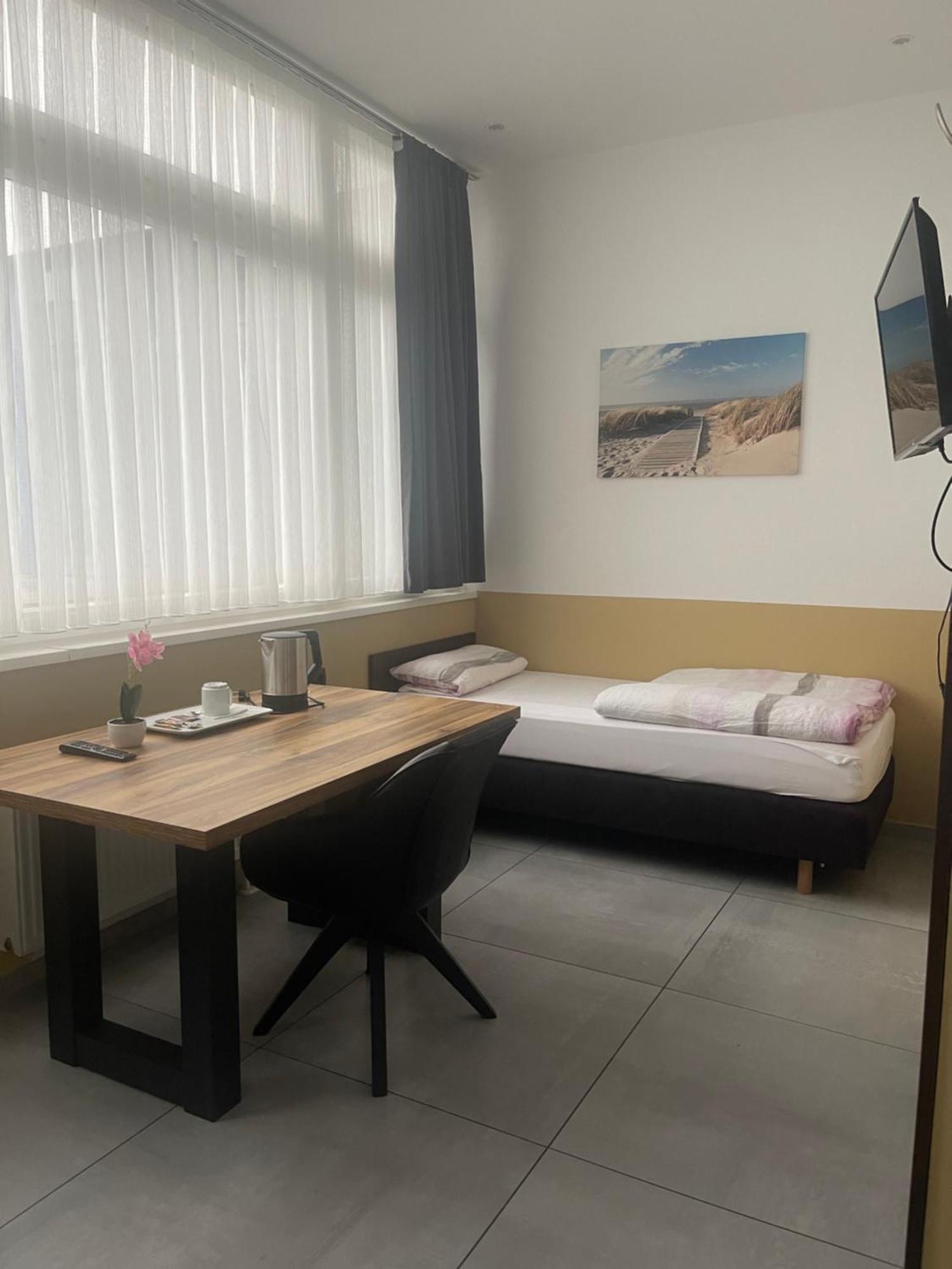 Stadtpension Heilbronn Buitenkant foto